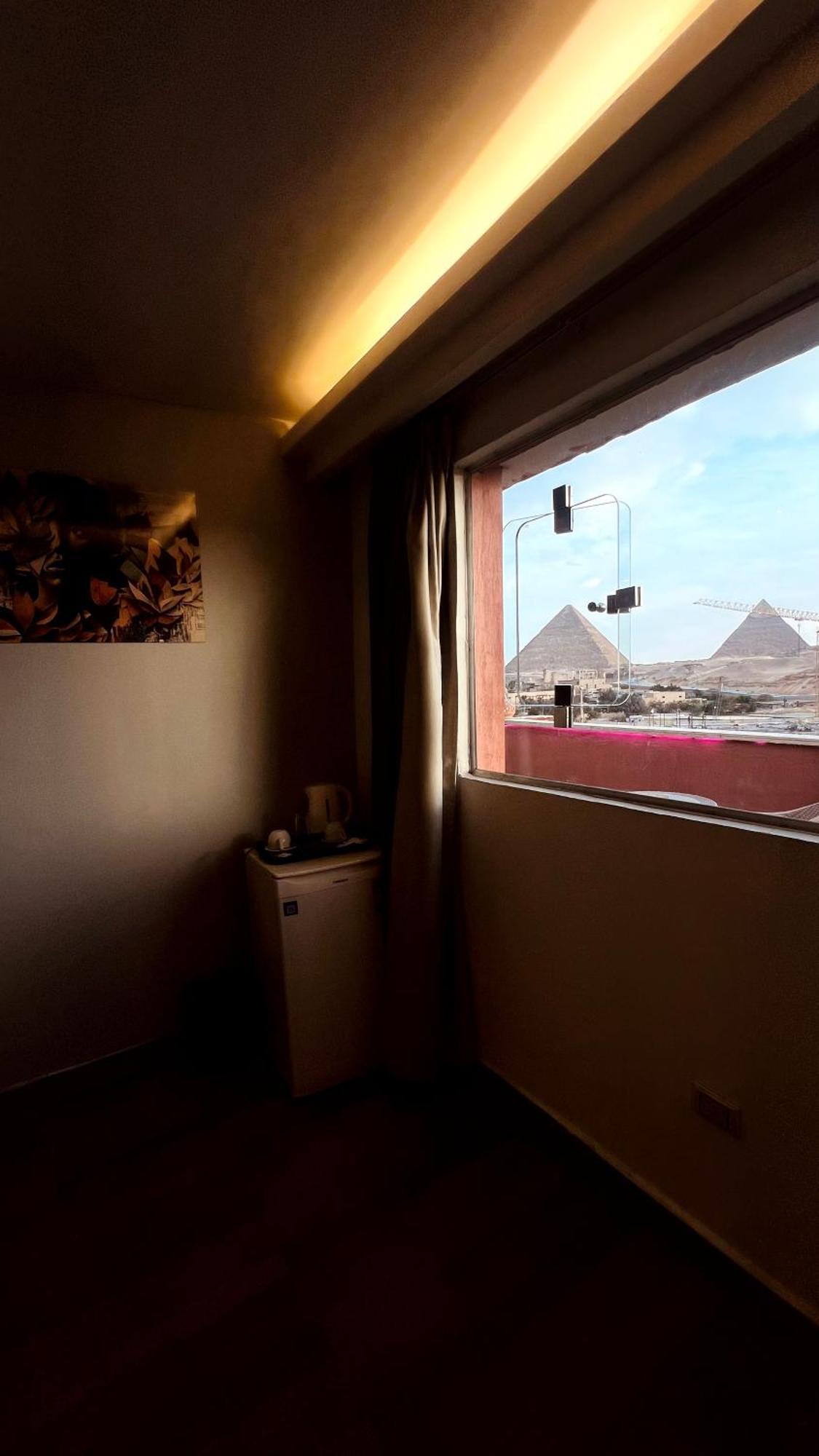 Hotel Grand Pyramids In à Giza Extérieur photo
