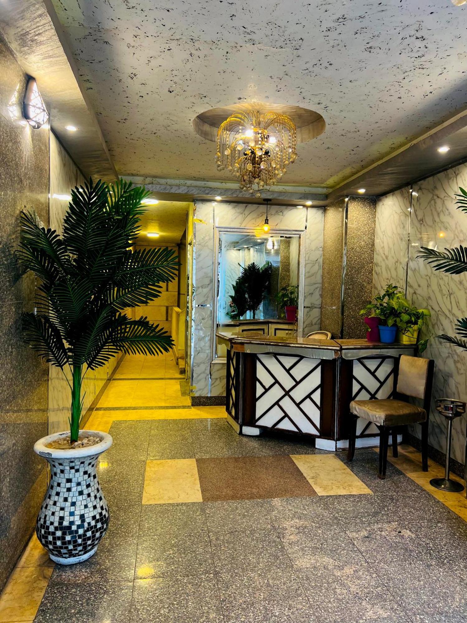 Hotel Grand Pyramids In à Giza Extérieur photo